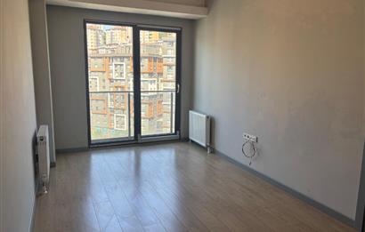 KAĞITHANE MERKEZ MEGA 2 BLOKTA 1+1 KİRALIK DAİRE