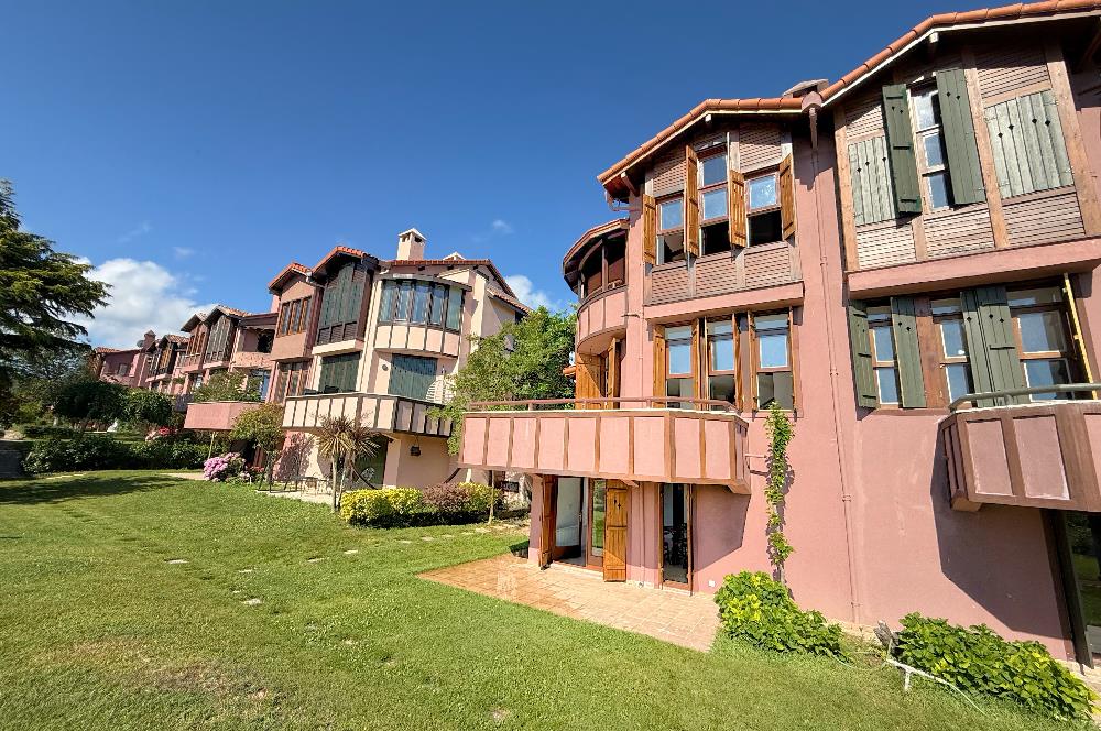 Çatalca Yalıköy Doğa Evleri'nde Yenilenmiş Villa