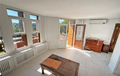 Çatalca Yalıköy Doğa Evleri'nde Yenilenmiş Villa