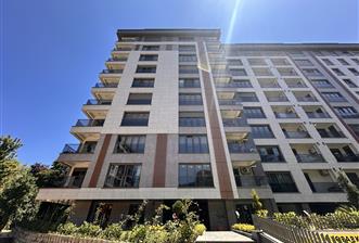 KOŞUYOLU VALİDEBAĞ SİTESİ YÜKSEK KATTA 3+1 BALKONLU SIFIR DAİRE - 10 - 35471