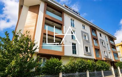 C21DEN MERKEZİ LOKASYONDAKİ MİR EVLERİNDE ÖNÜ AÇIK KİRALIK DAİRE