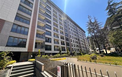 KOŞUYOLU VALİDEBAĞ SİTESİ YÜKSEK KATTA 3+1 BALKONLU SIFIR DAİRE