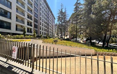 KOŞUYOLU VALİDEBAĞ SİTESİ YÜKSEK KATTA 3+1 BALKONLU SIFIR DAİRE