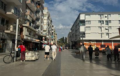 Bayraklı Sevgi Yolu'nda satılık dükkan