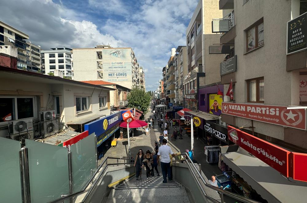 Bayraklı Sevgi Yolu'nda satılık dükkan