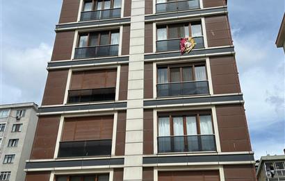 KOZYATAĞI SARIKANARYA SOKAK METROYA YAKIN 3+1 EBEVEYN BANYOLU