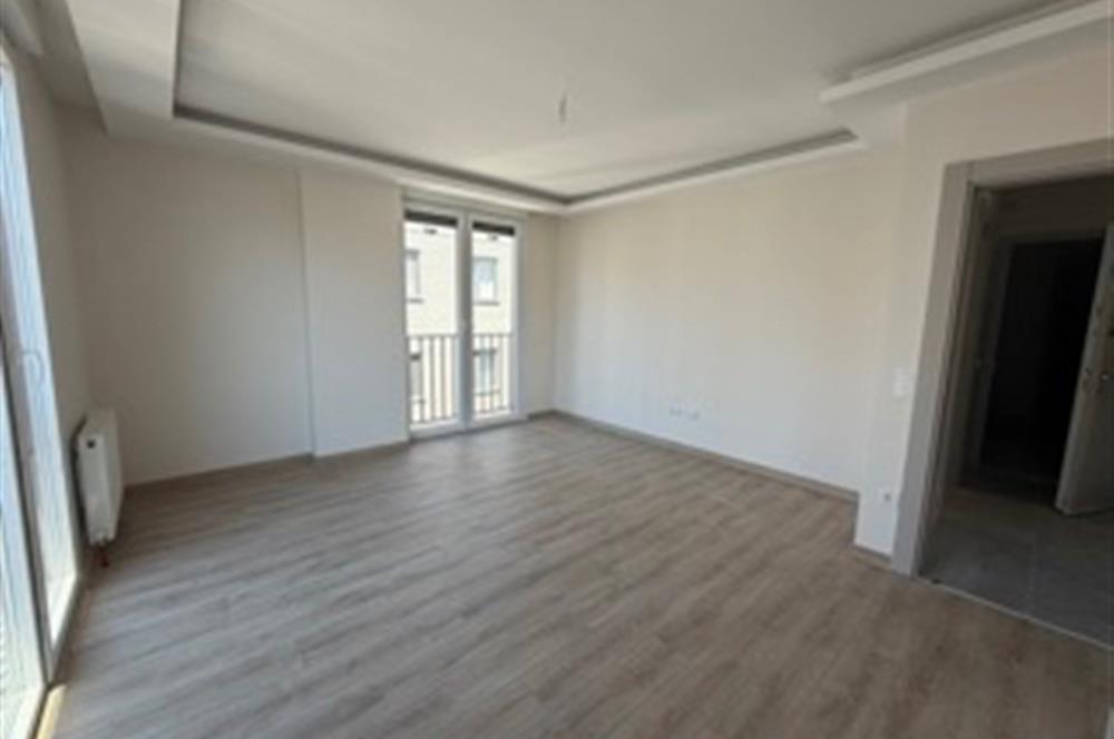BOSTANCI’DA 2+1 SATILIK DAİRE
