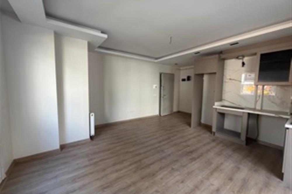 BOSTANCI’DA 1+1 GİRİŞ KATI