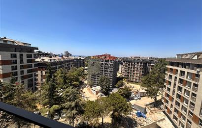 KOŞUYOLU VALİDEBAĞ SİTESİ YÜKSEK KATTA 3+1 BALKONLU SIFIR DAİRE