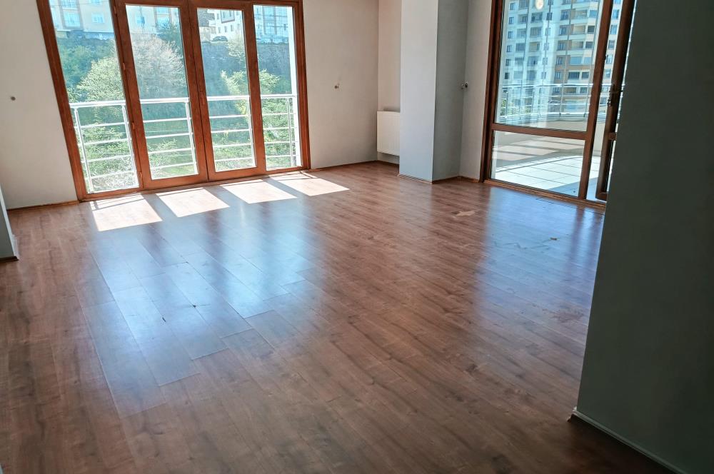 CENTURY 21 UZMAN DAN YOMRA DA SİTE İÇİ KİRALIK DAİRE