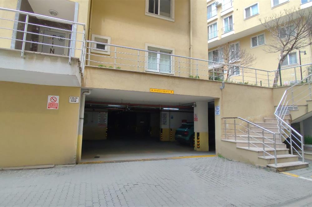 Pendik Yayalar FINIA Sitesinde Satılık 4+1 Bahçe Dubleksi