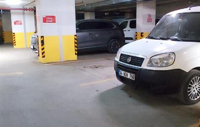 Pendik Yayalar FINIA Sitesinde Satılık 4+1 Bahçe Dubleksi