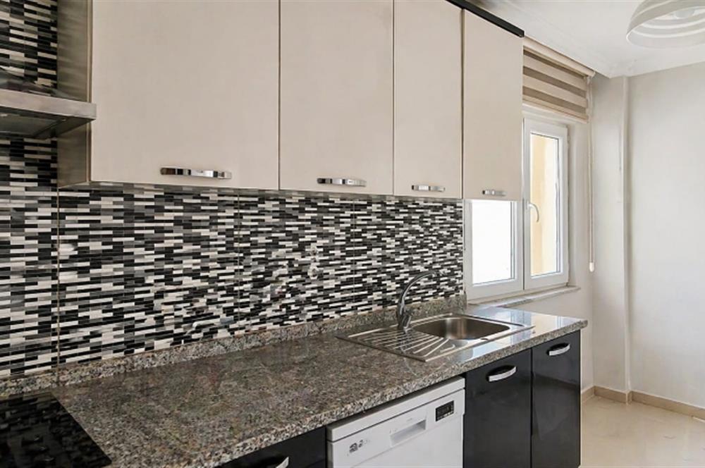 Pendik Yayalar FINIA Sitesinde Satılık 4+1 Bahçe Dubleksi