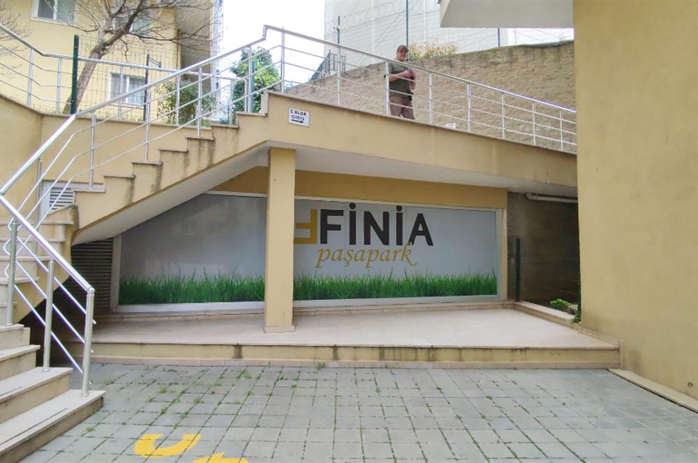 Pendik Yayalar FINIA Sitesinde Satılık 4+1 Bahçe Dubleksi