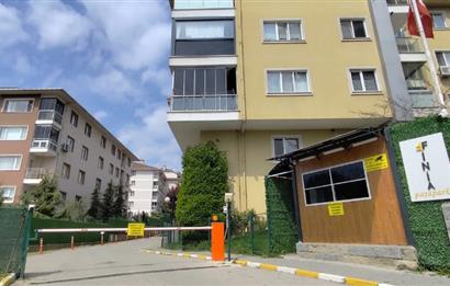 Pendik Yayalar FINIA Sitesinde Satılık 4+1 Bahçe Dubleksi