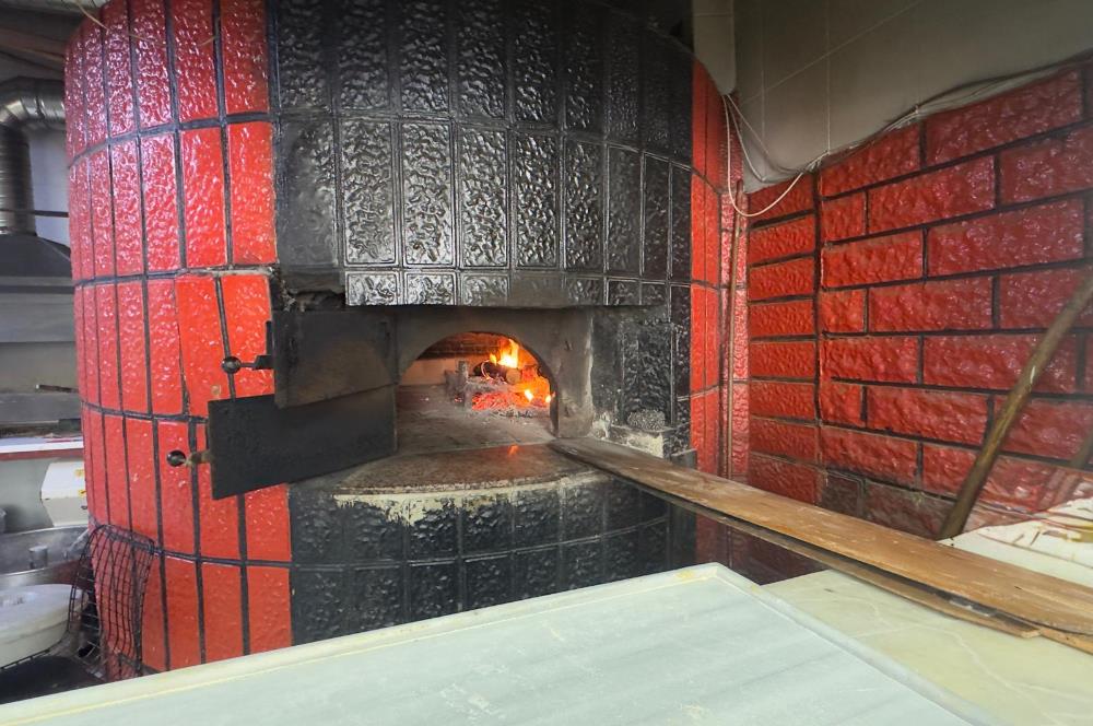 ATAŞEHİR SAKARYA CADDESİNDE PİDE-LAHMACUN-KEBAP SALONU