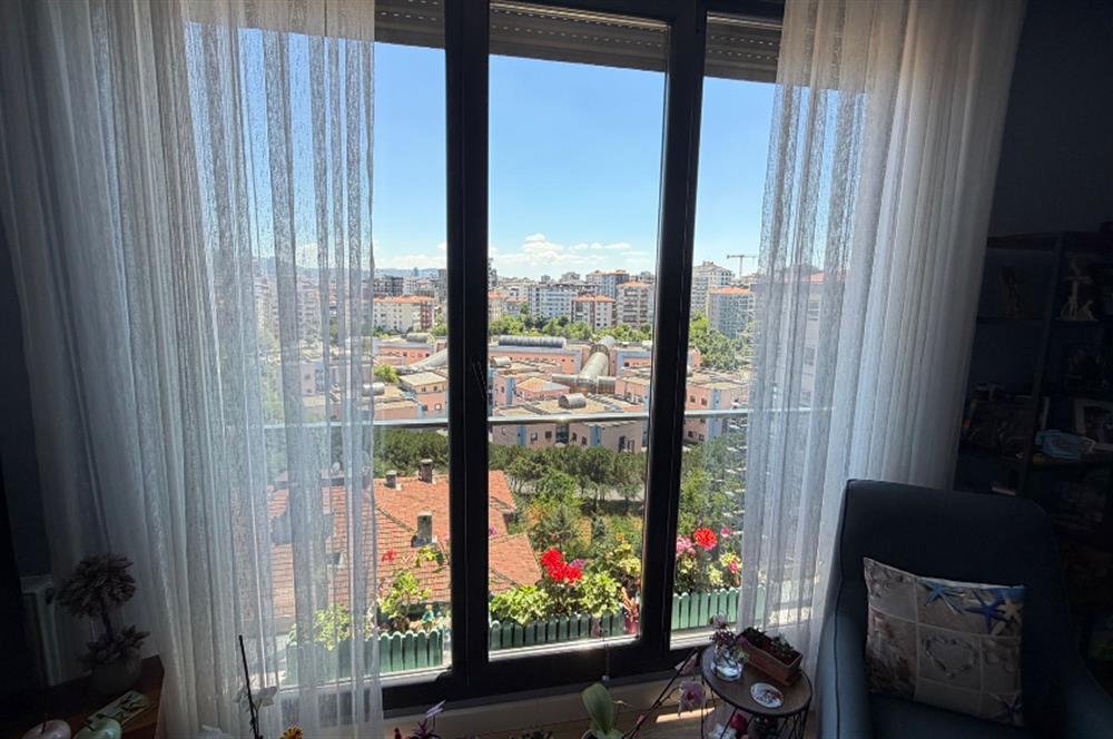 MERDİVENKÖYDE 3+1 FERAH ÖNÜ AÇIK EBEVEYN BANYOLU SATILIK DAİRE