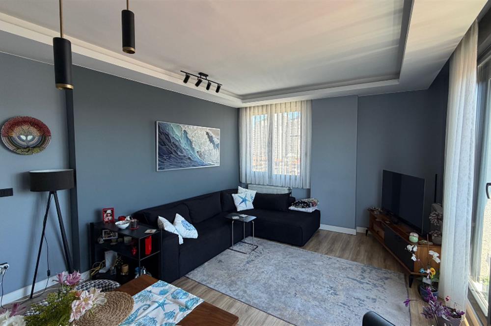 MERDİVENKÖYDE 3+1 FERAH ÖNÜ AÇIK EBEVEYN BANYOLU SATILIK DAİRE