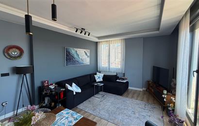 MERDİVENKÖYDE 3+1 FERAH ÖNÜ AÇIK EBEVEYN BANYOLU SATILIK DAİRE