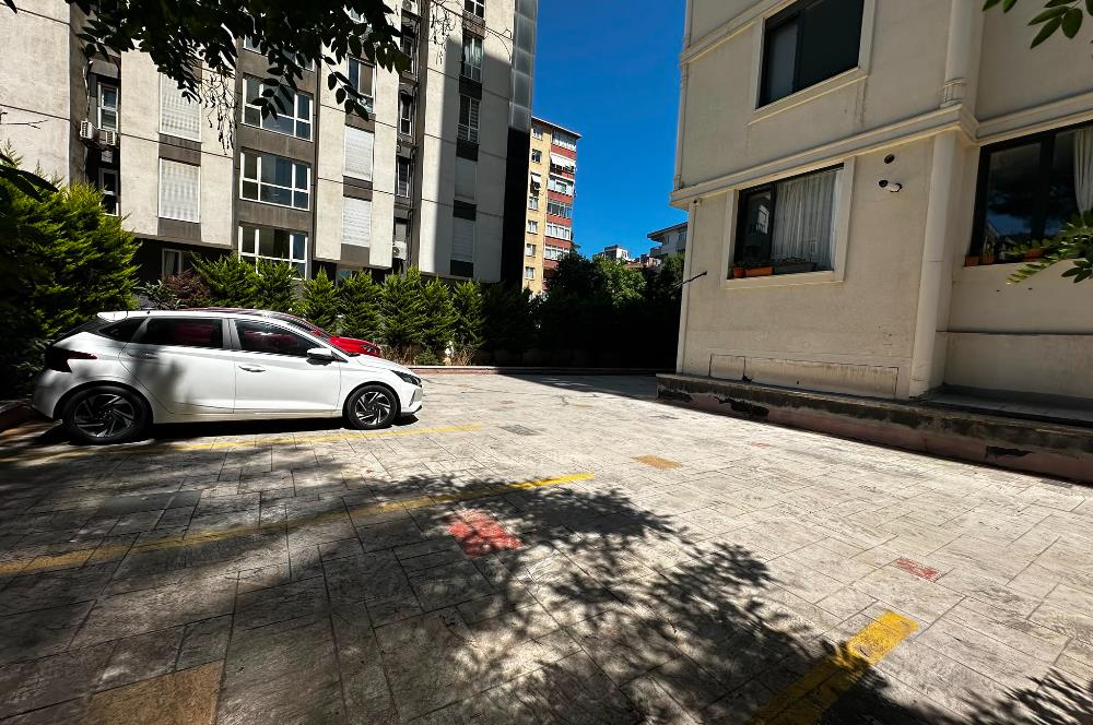 MERDİVENKÖYDE 3+1 FERAH ÖNÜ AÇIK EBEVEYN BANYOLU SATILIK DAİRE