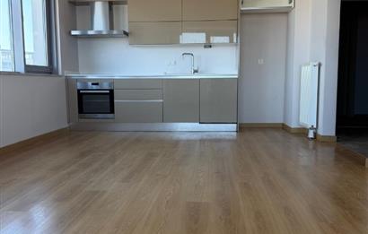 C 21ROOF'DAN BAYSAŞ İSTANBUL 216'DA KİRALIK 2+1 EBEVEYN DAİRE