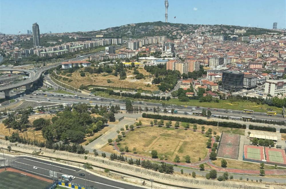 C 21ROOF'DAN BAYSAŞ İSTANBUL 216'DA KİRALIK 2+1 EBEVEYN DAİRE