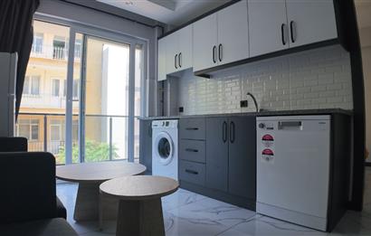 C21 LOFT'TAN SIRAKAPILAR'DA SIFIR EŞYALI SATILIK 1+1 APART