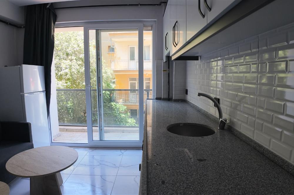 C21 LOFT'TAN SIRAKAPILAR'DA SIFIR EŞYALI SATILIK 1+1 APART