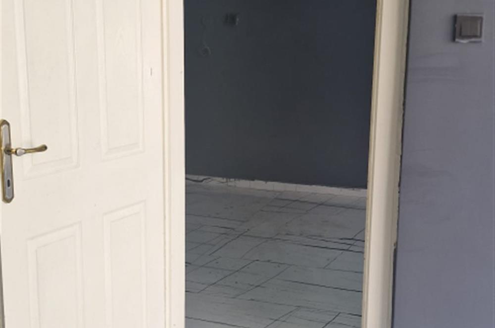 Hükümet Cadde Yakını, 378. Sokakta Kiralık Dükkan 