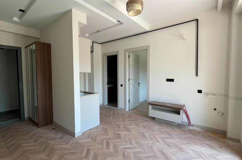 C21 LOFT'TAN ŞEHİRHASTANESİ YAKINI HAVUZLU SATILIK 1+1 APART