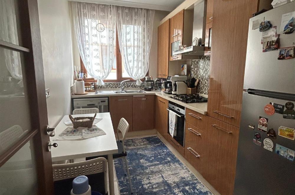 KOZYATAĞI SARIKANARYA SOKAK METROYA YAKIN 3+1 EBEVEYN BANYOLU