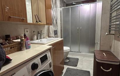 KOZYATAĞI SARIKANARYA SOKAK METROYA YAKIN 3+1 EBEVEYN BANYOLU