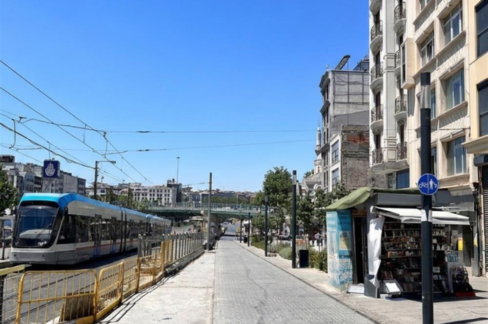 CENTURY 21 FOREVER'DAN AKSARAY ORDU CADDESİ'NDE, TRAMVAY ÖNÜNDE | 575 m² KOMPLE KİRALIK BİNA (TEK YETKİLİ CENTURY 21 FOREVER - ÖMER FARUK ORDULU)