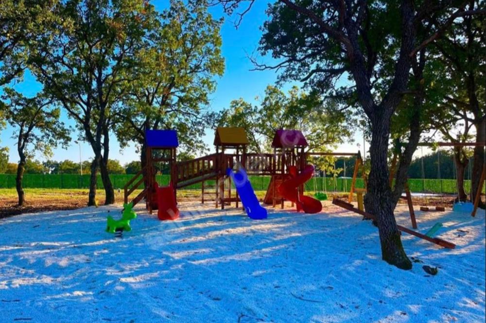 KIRKLARELİ VİZE SOĞUCAK KÖYÜ'NDE YAN YANA 2 ADET 200 m² PARSEL