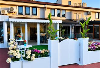 Zekeriyaköy Çarşı'nın En Prestijli Noktasında Satılık İş Yeri - 1 - 35512