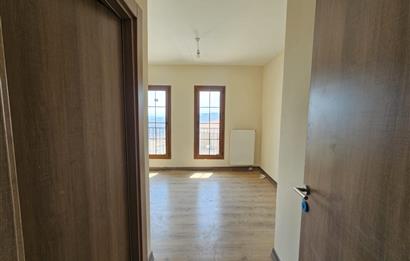 CENTURY 21 BAL'DAN  KARESİ TOKİ  SF-6 BLOKLARINDA KİRALIK DAİRE
