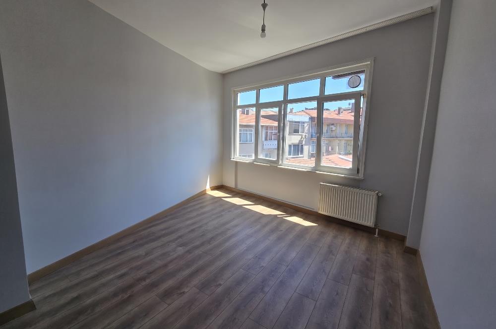 KADIKÖY CAFERAĞA | KİRALIK DAİRE 4+1 100m² NET KULLANIMLI