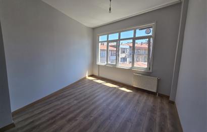 KADIKÖY CAFERAĞA | KİRALIK DAİRE 4+1 100m² NET KULLANIMLI
