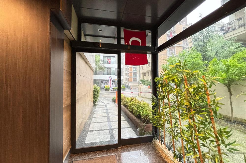 Çiftehavuzlar'da Otoparklı Depolu Jeneratörlü |Kiralık Daire 3+1