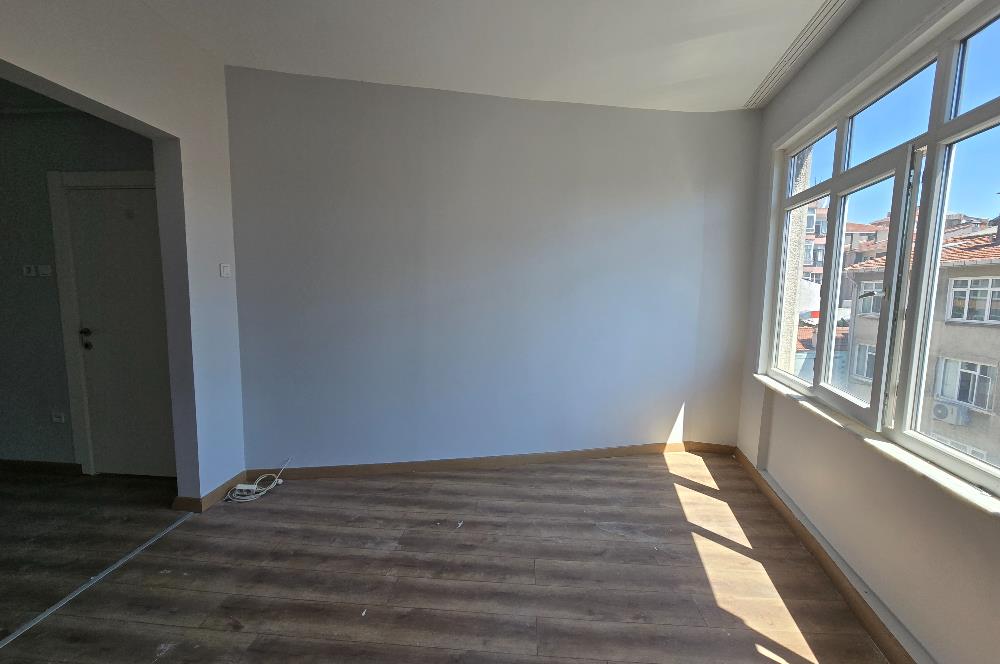 KADIKÖY CAFERAĞA | KİRALIK DAİRE 4+1 100m² NET KULLANIMLI