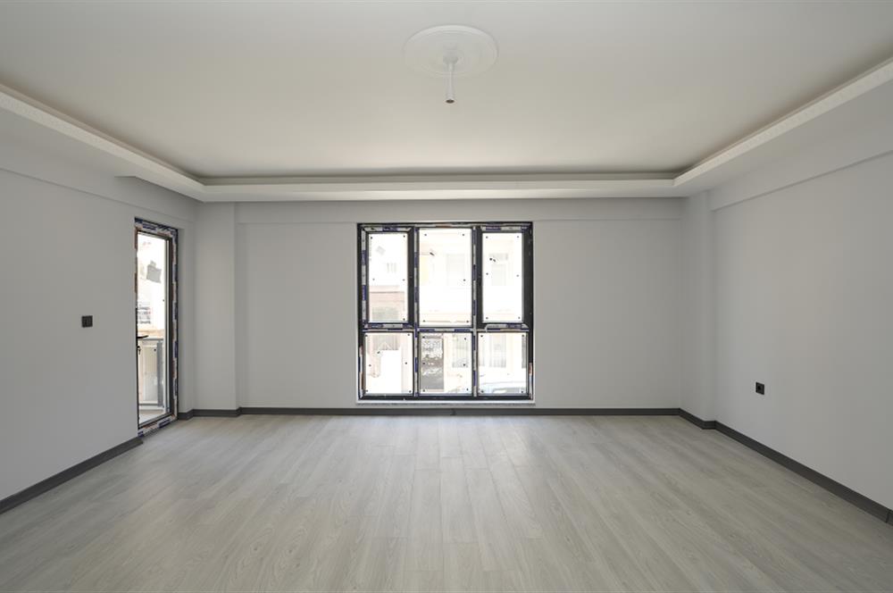 C21 Cius;Perşembe Pazarı Civarı Asansörlü Sıfır Binada 3+1 Daire