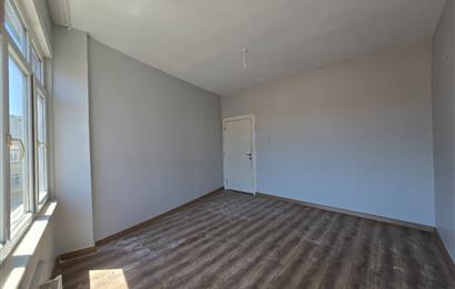 KADIKÖY CAFERAĞA | KİRALIK DAİRE 4+1 100m² NET KULLANIMLI