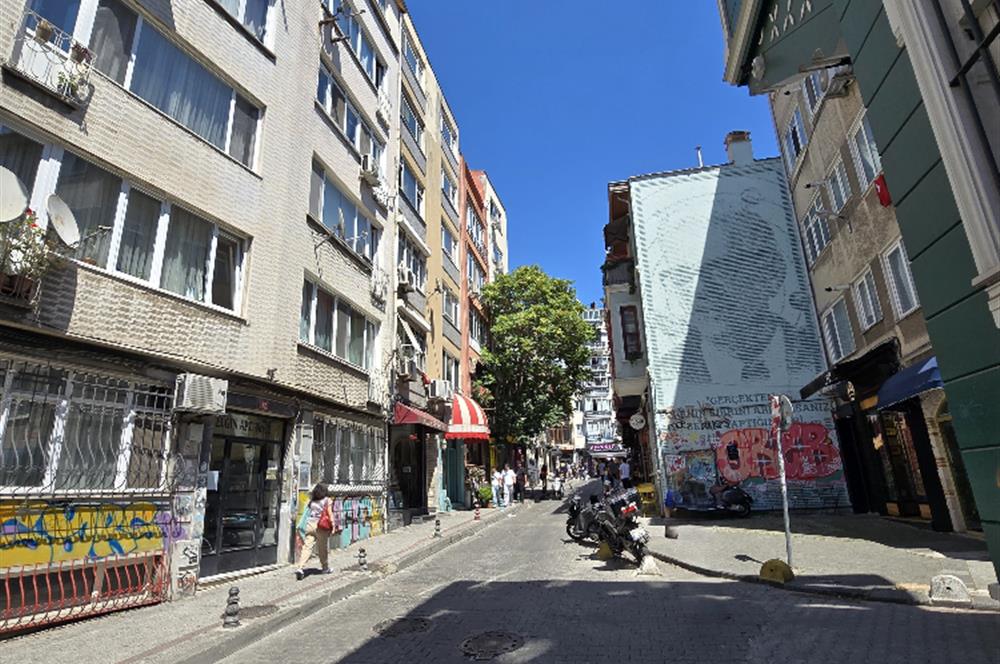 KADIKÖY CAFERAĞA | KİRALIK DAİRE 4+1 100m² NET KULLANIMLI