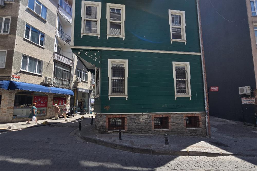 KADIKÖY CAFERAĞA | KİRALIK DAİRE 4+1 100m² NET KULLANIMLI