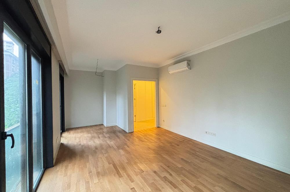 Çiftehavuzlar'da Otoparklı Depolu Jeneratörlü |Kiralık Daire 3+1
