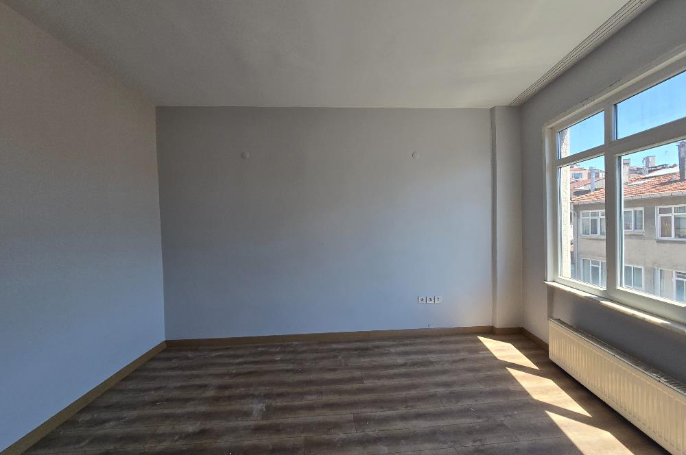 KADIKÖY CAFERAĞA | KİRALIK DAİRE 4+1 100m² NET KULLANIMLI