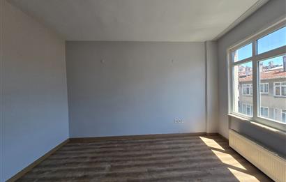 KADIKÖY CAFERAĞA | KİRALIK DAİRE 4+1 100m² NET KULLANIMLI
