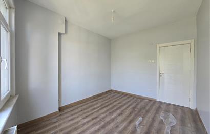 KADIKÖY CAFERAĞA | KİRALIK DAİRE 4+1 100m² NET KULLANIMLI