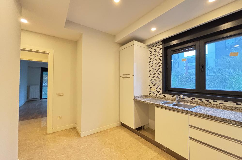 Çiftehavuzlar'da Otoparklı Depolu Jeneratörlü |Kiralık Daire 3+1
