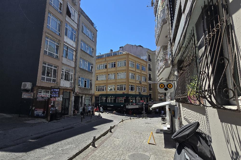 KADIKÖY CAFERAĞA | KİRALIK DAİRE 4+1 100m² NET KULLANIMLI